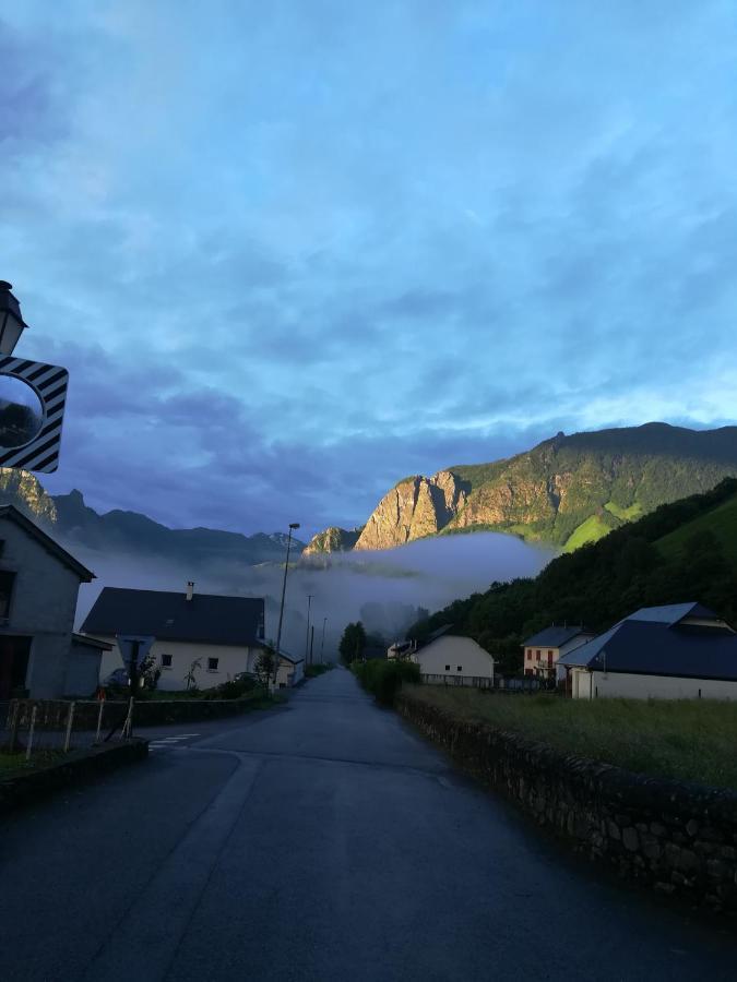 La Maison De Jeanne Osse-en-Aspe Esterno foto