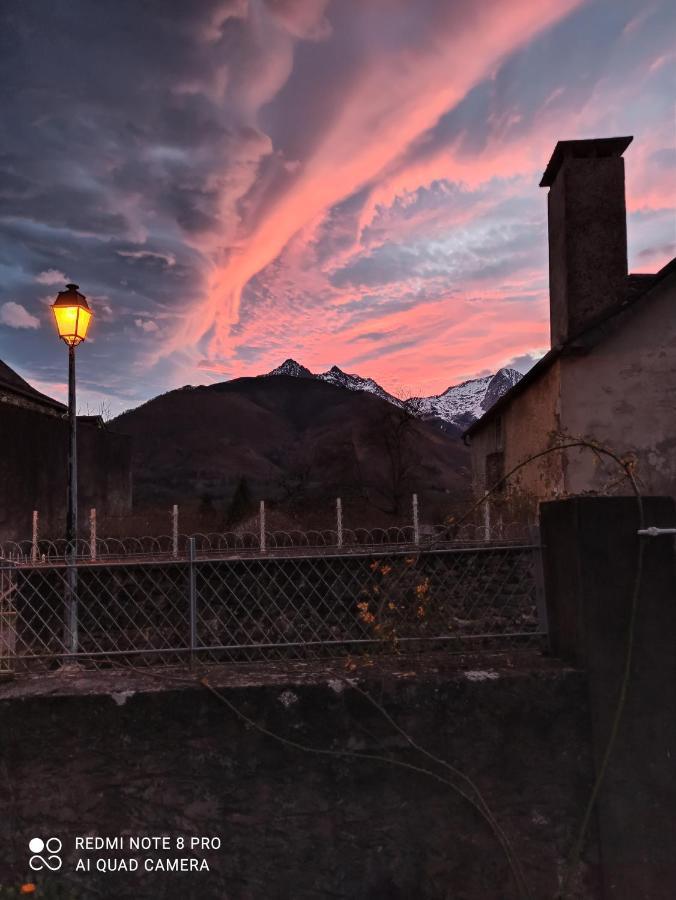 La Maison De Jeanne Osse-en-Aspe Esterno foto